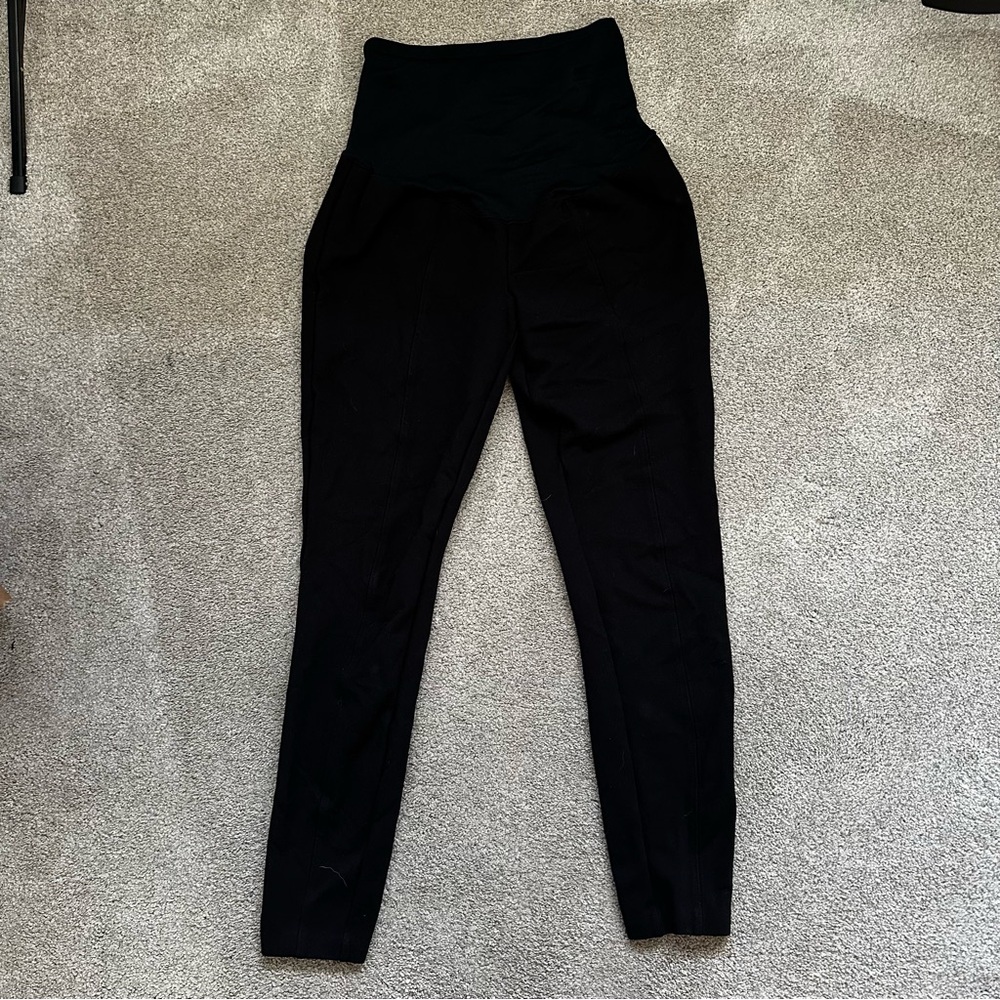 Old Navy Black Maternity Leggings size medium